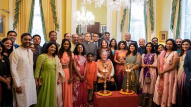 Texas Governor celebrates Diwali with Indian-Americans