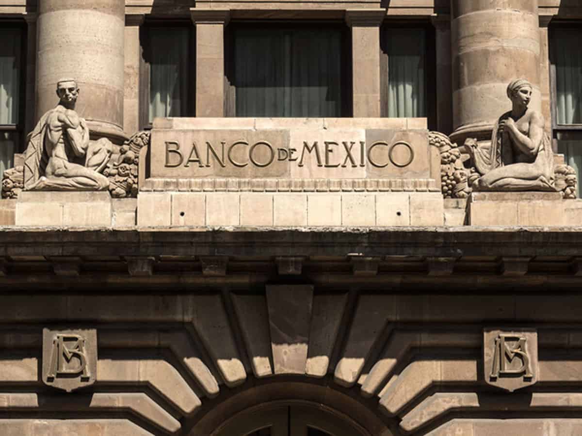 Mexico's economy still on growth track in 2022