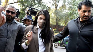Conman case: Delhi court allows Jacqueline Fernandez to travel abroad