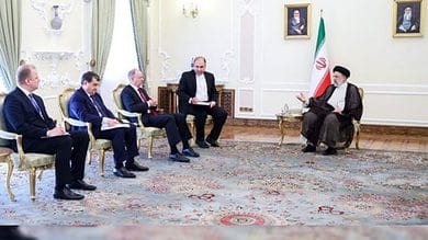 Iranian, Russian security officials discuss Ukraine crisis, bilateral ties