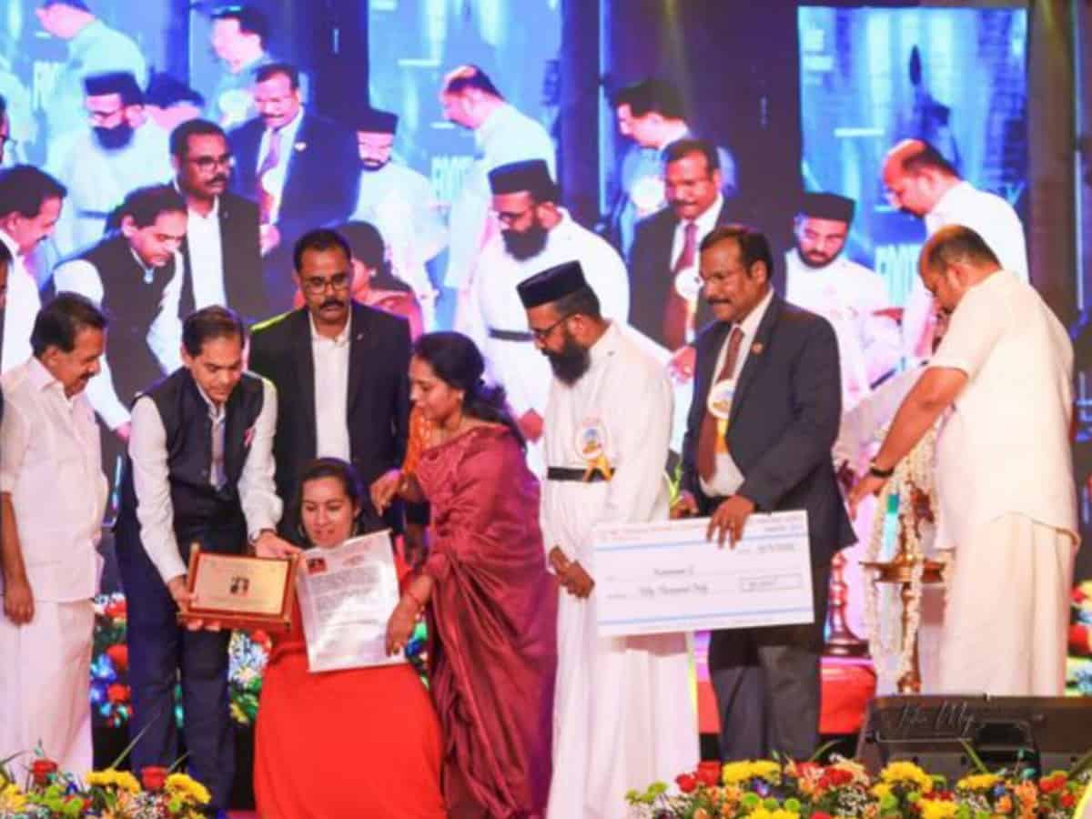 21-year-old Kerala woman born without hands receives unsung hero award from Dubai church