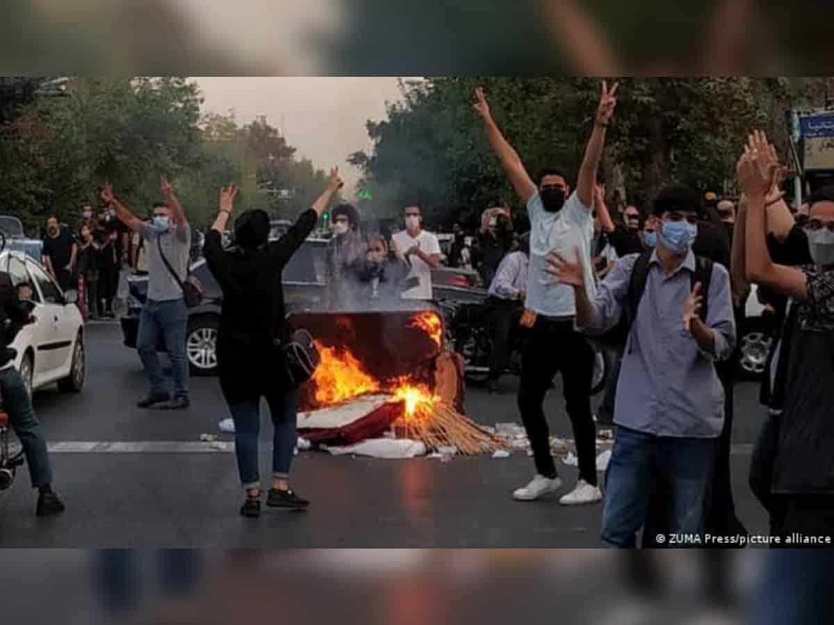 Iran: 40 foreigners arrested for involvement in ongoing protests