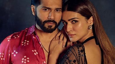 Know how much Kriti Sanon, Varun Dhawan earned from Bhediya