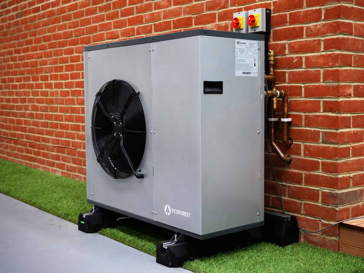 Worldwide sales of heat pumps set to soar to record levels: IEA