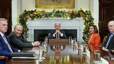Biden meets top Congressional lawmakers on lame-duck session