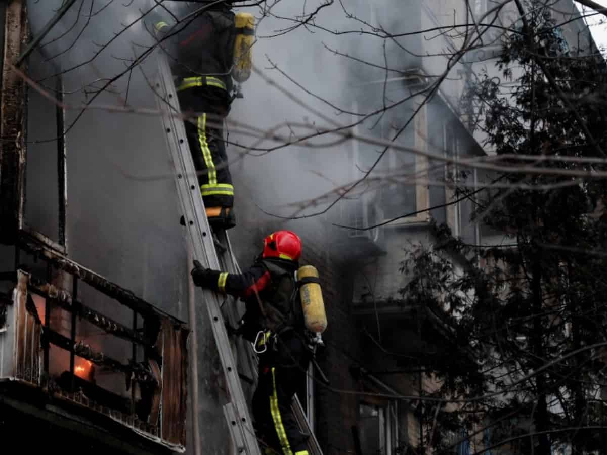 Ukrainian authorities announce emergency blackouts after Russian strikes on power grid: Reports