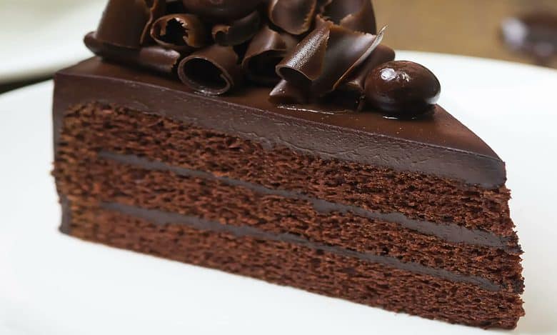 Homemade, preservative-free cakes at 'Bake with love'