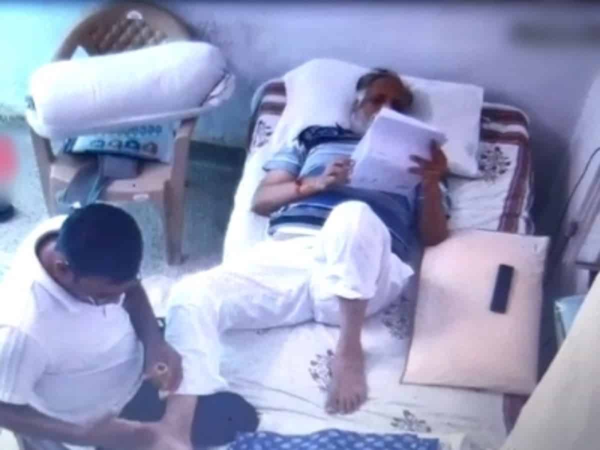 CCTV footage surfaces of Satyendar Jain enjoying massage in Tihar