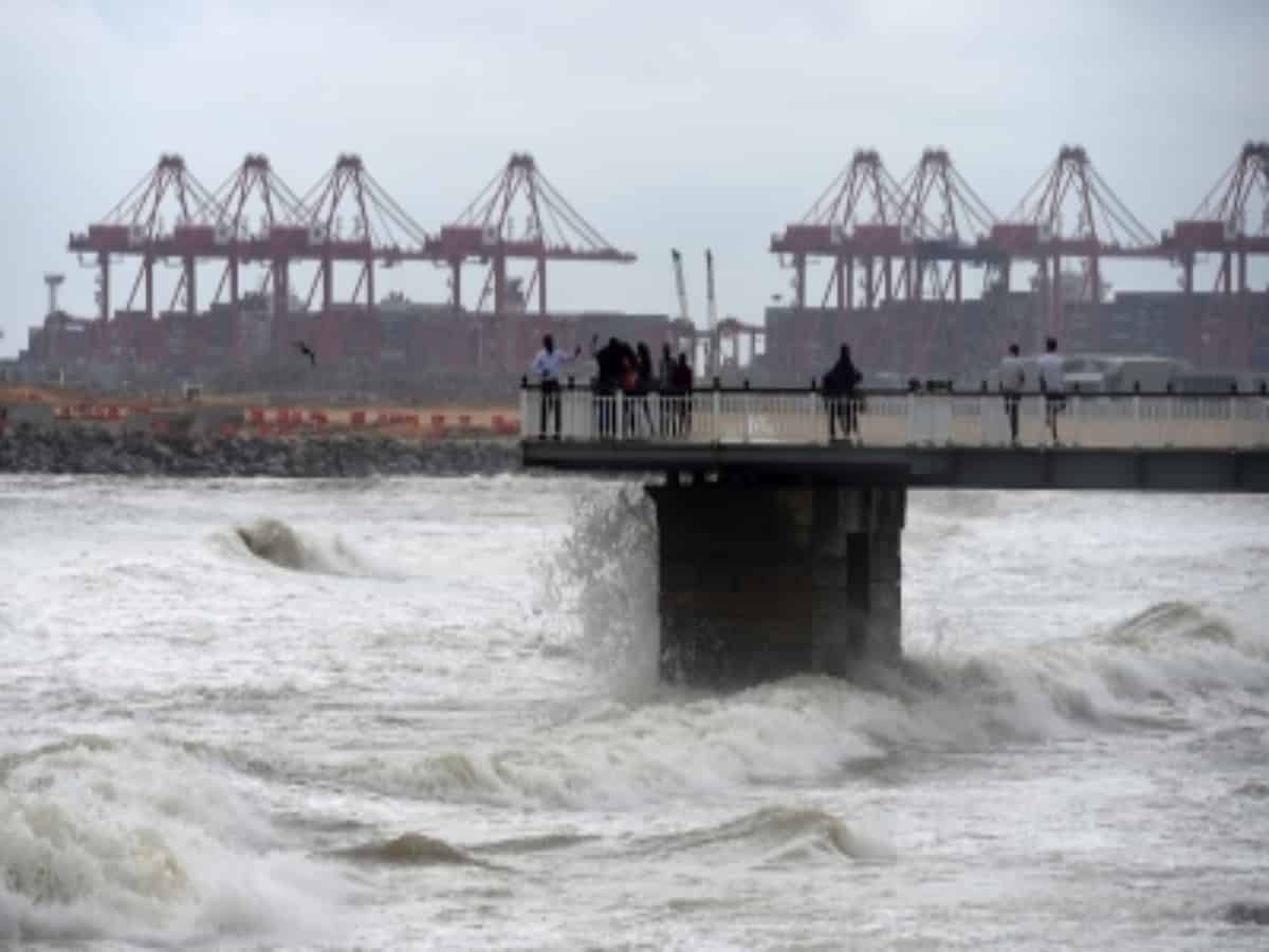 5 Sri Lanka fishermen missing after cyclone Mandous