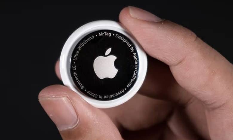 Thief prevents car tracking attempt by placing AirTag on another vehicle