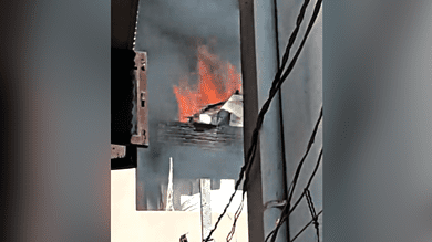 Massive blaze erupts in Ghaziabad banquet hall