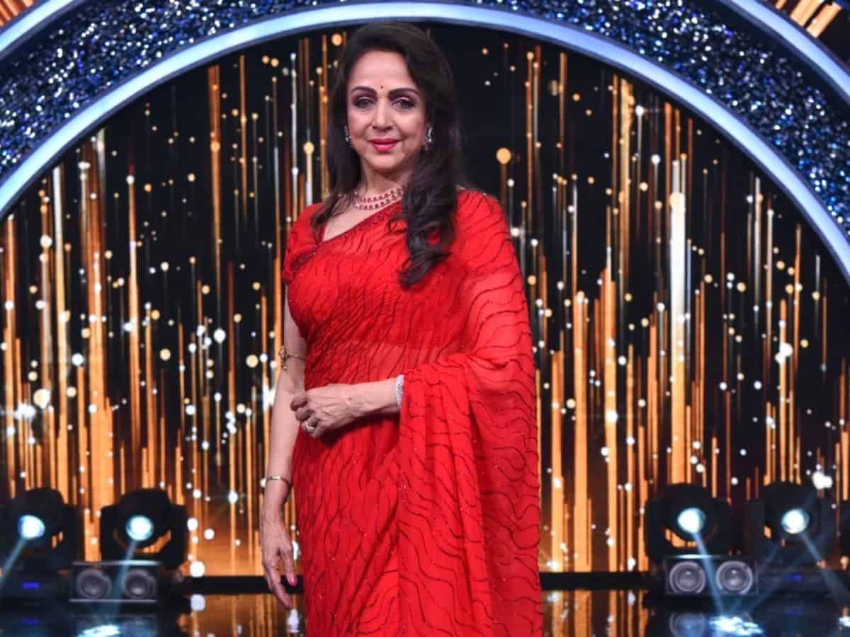 Hema Malini reminisces working with Rajesh Khanna in Mehbooba