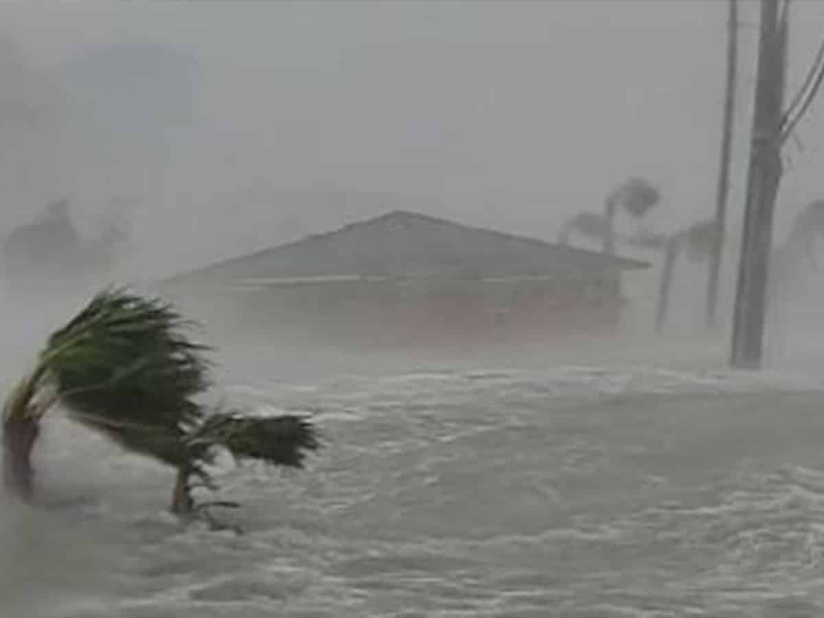 Cyclone Mandous kills 3, affects over 21,000 in Sri Lanka