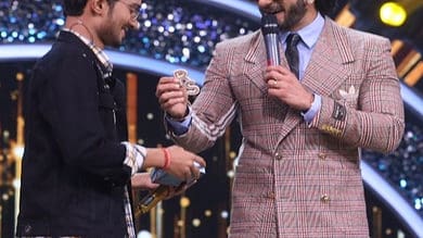 Ranveer Singh surprises 'Indian Idol 13' contestant with a special gift