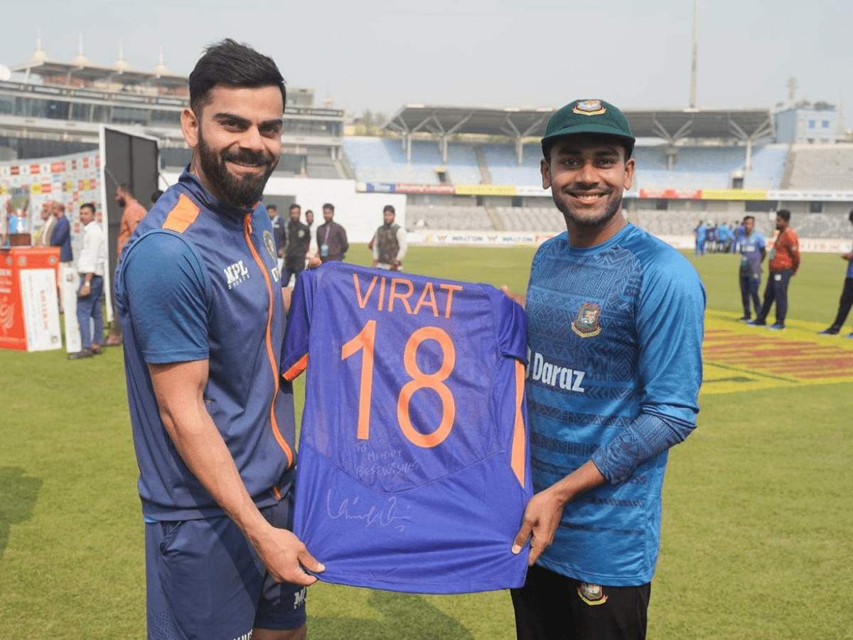 Mehidy Hasan Miraz receives 'special souvenir' from Virat Kohli