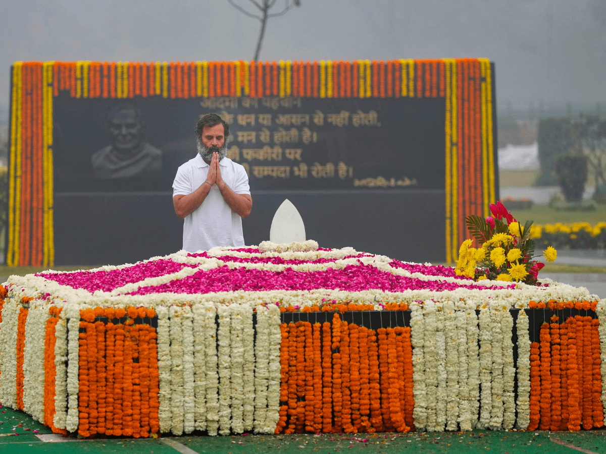 Rahul Gandhi pays tribute to Vajpayee
