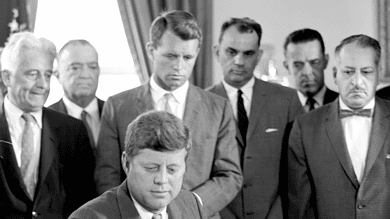 US govt releases new group of JFK assassination documents