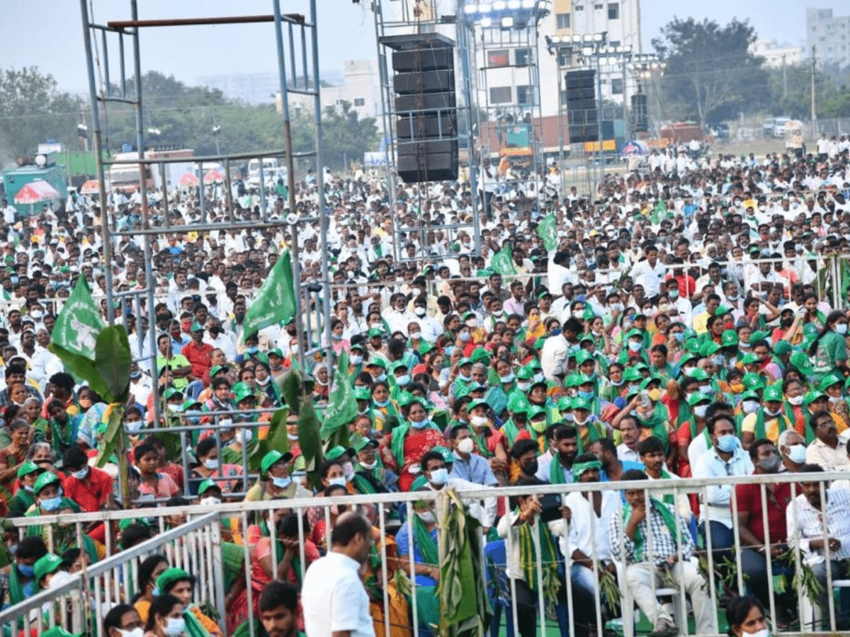 Amaravati farmers take protest over three capitals to Delhi