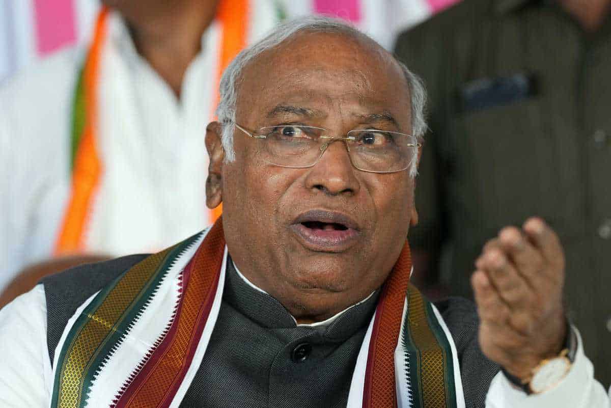 Congress Foundation Day: Kharge attacks govt, says society being divided by hate