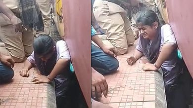 Andhra student stuck between platform and train rescued