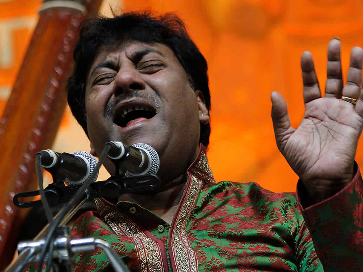 Ustad Rashid Khan's family accuses Kolkata Police of harassment