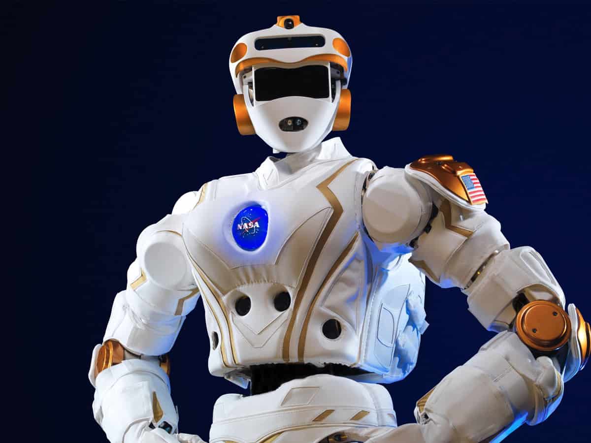 NASA's humanoid robot will help do laundry at home, explore space