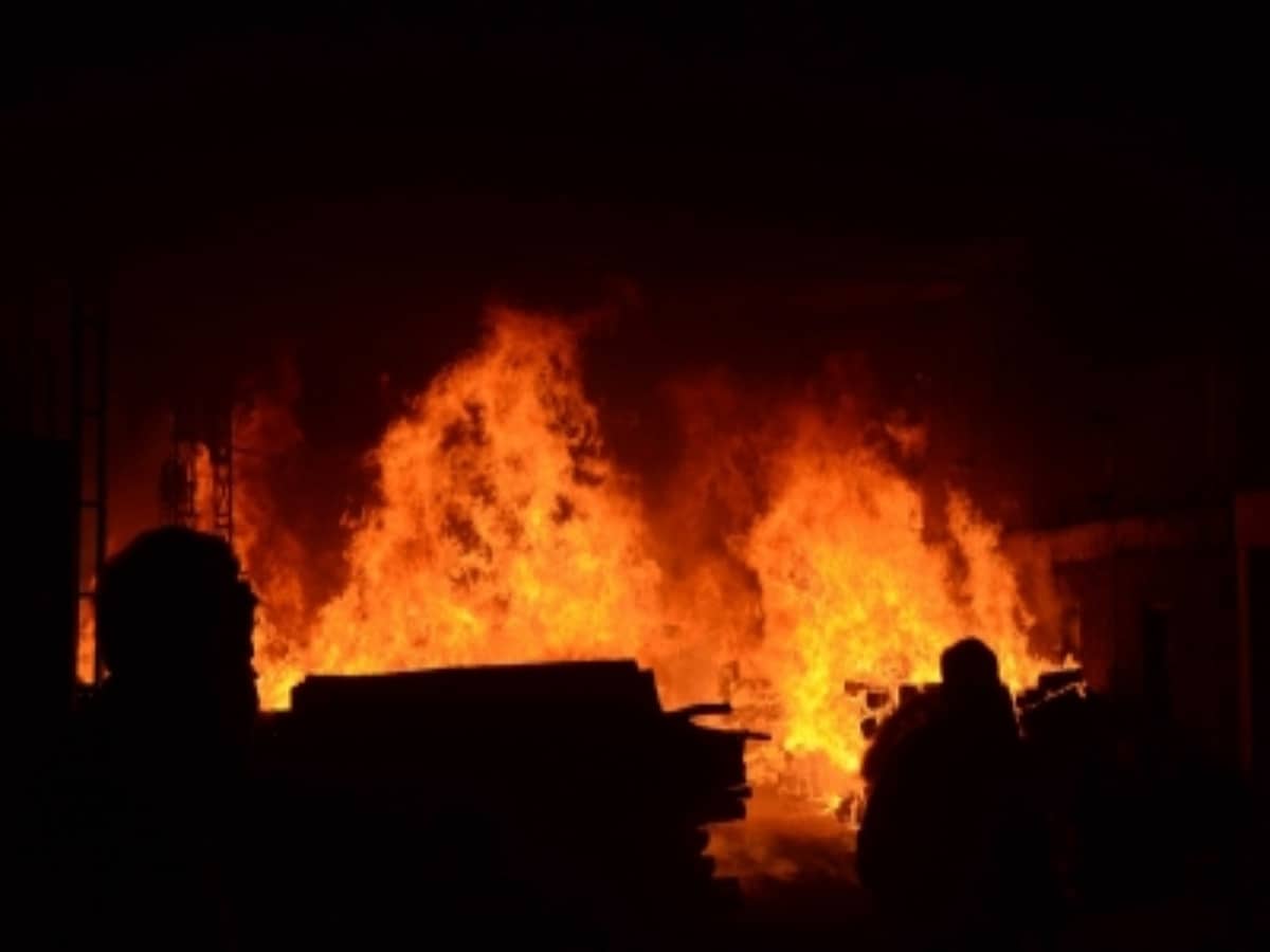 Nearly 300 shops gutted after massive fire in Pakistan's Islamabad