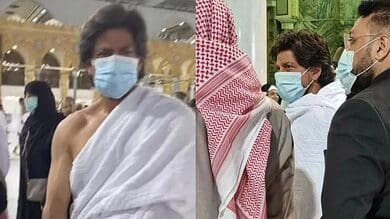 SRK's first reaction on his Umrah is here, watch viral video