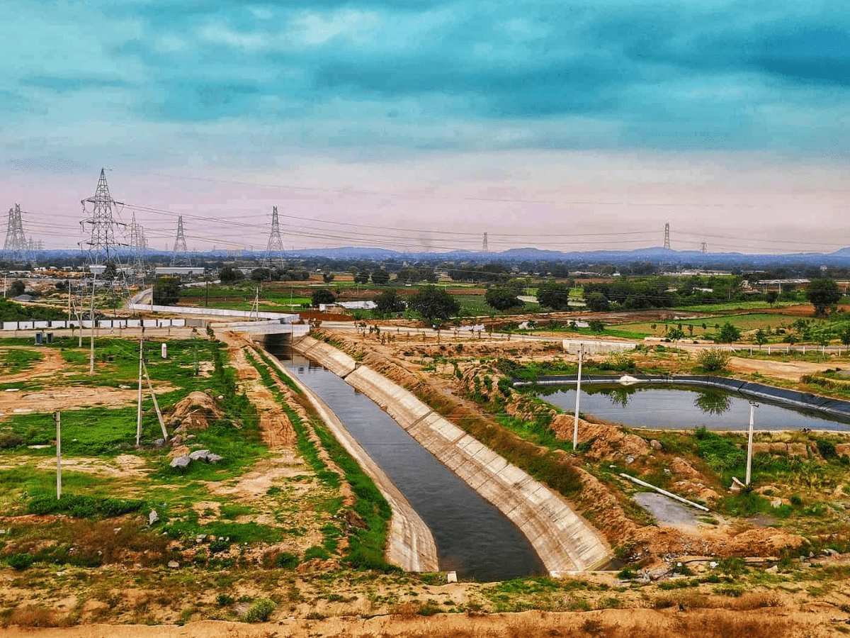 Telangana: Water for irrigation released from Ranganayak canal