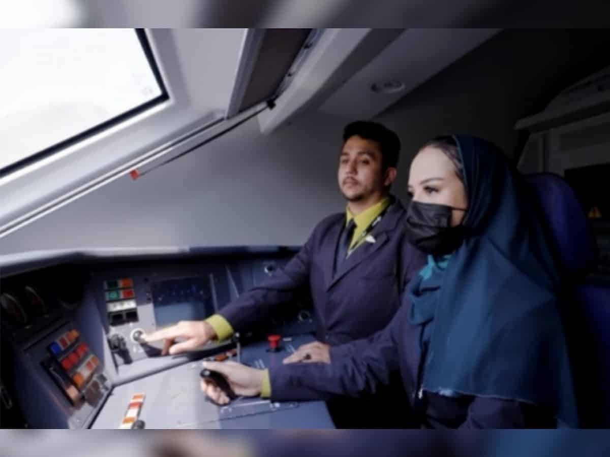 32 Saudi women graduate to pilot Haramain express train