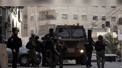 Israeli police raise alert, 42 Palestinians arrested over synagogue shooting