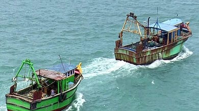 Stranded Indian fishermen rescued by British vessel; brought back by Indian Coast Guard
