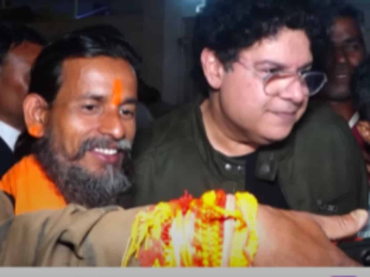 Priest asks Sajid Khan to chant Jai Shri Ram, Video viral