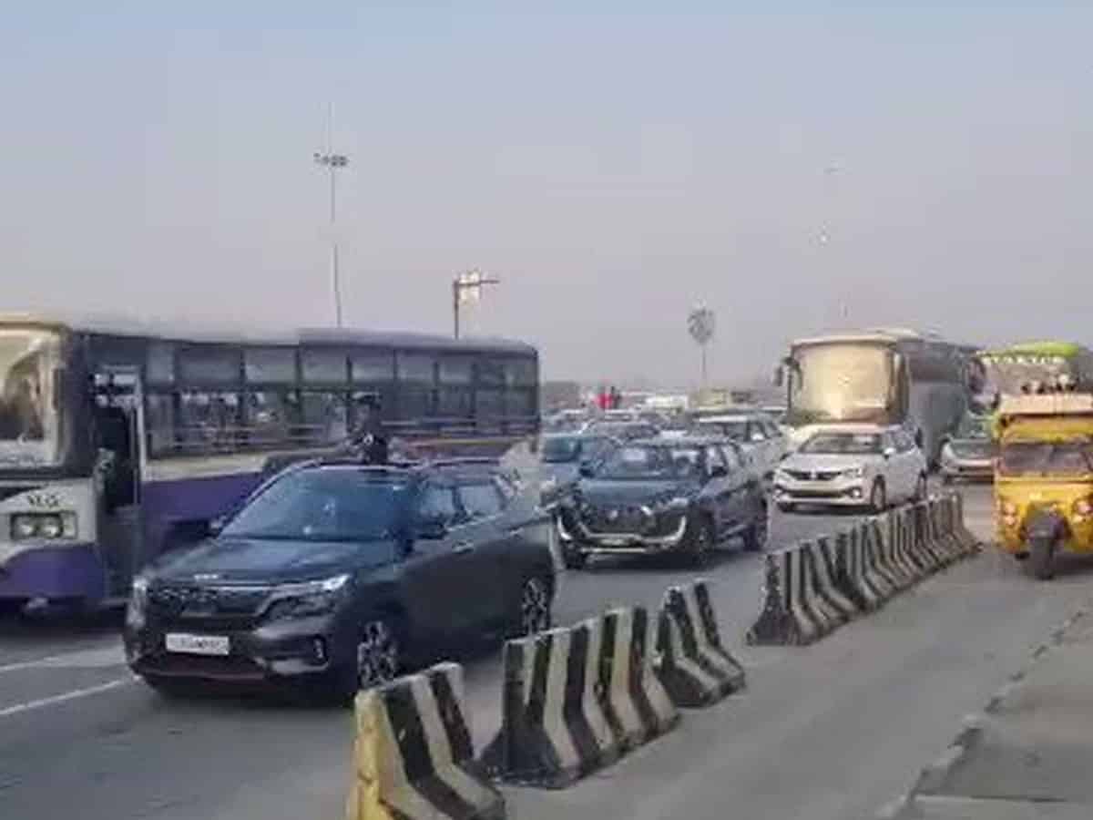 Heavy rush at Toll Plaza at people rush homes for Sankranthi