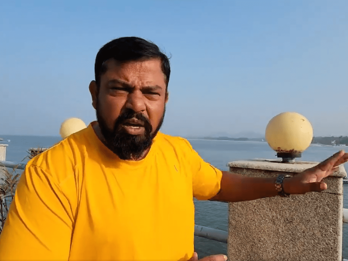 NRI held at Hyderabad Airport for threat calls to Raja Singh