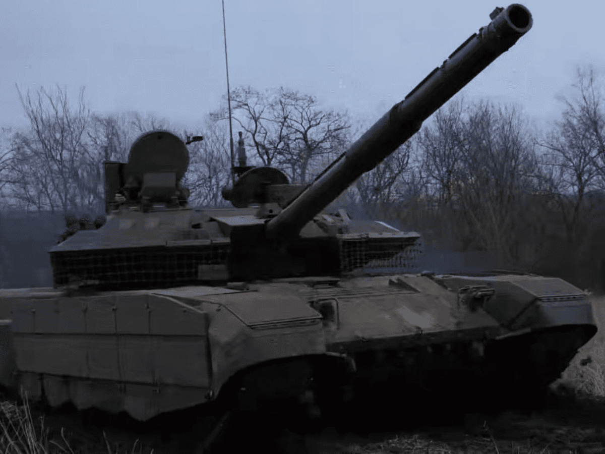 Poland buys more battle tanks from US