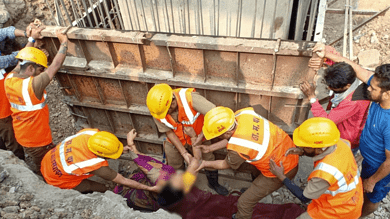 Thane: Woman ragpicker crushed under falling Metro pillar metal plate