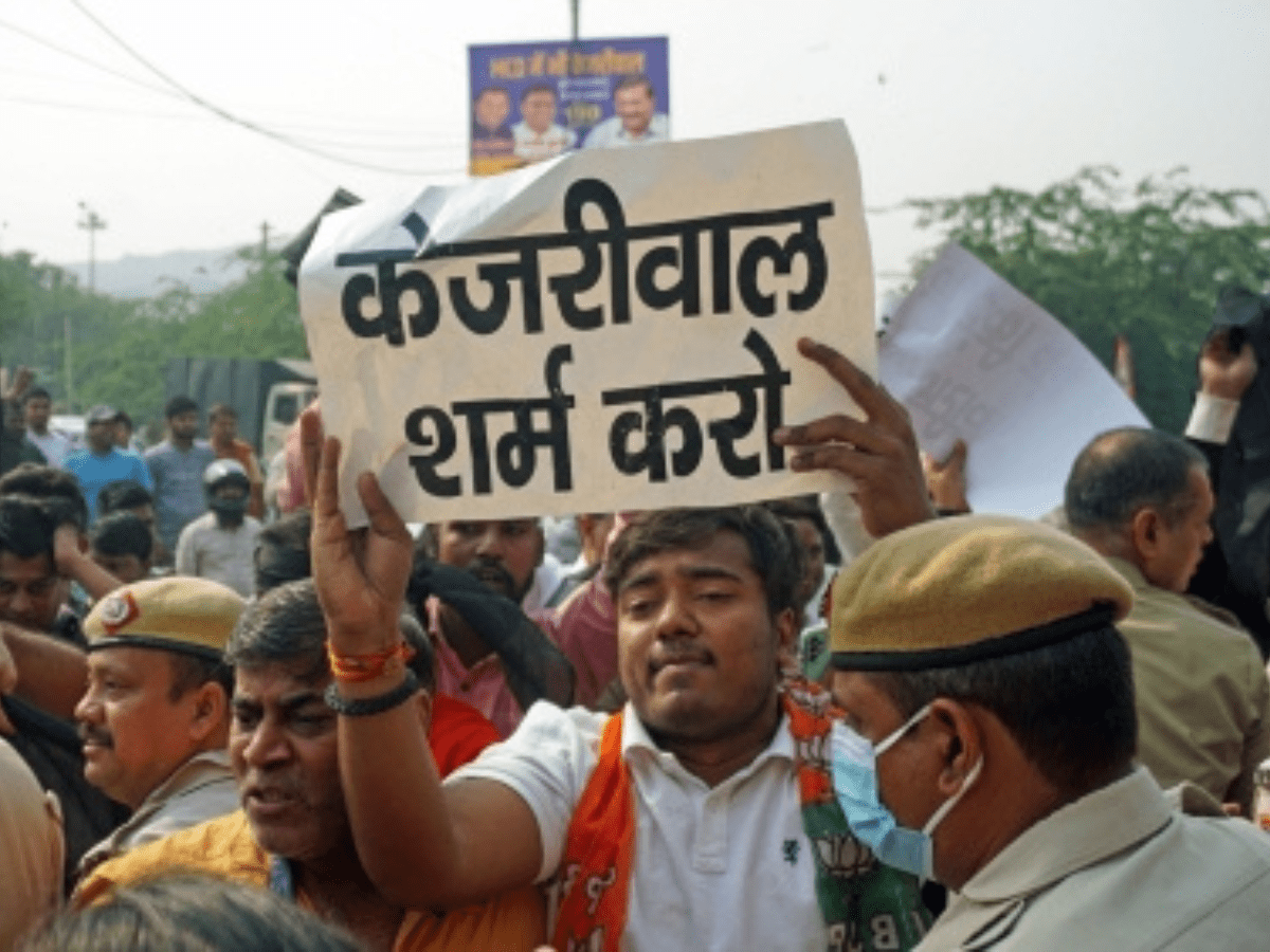MCD brawl: BJP leaders protesting outside Kejriwal's house detained