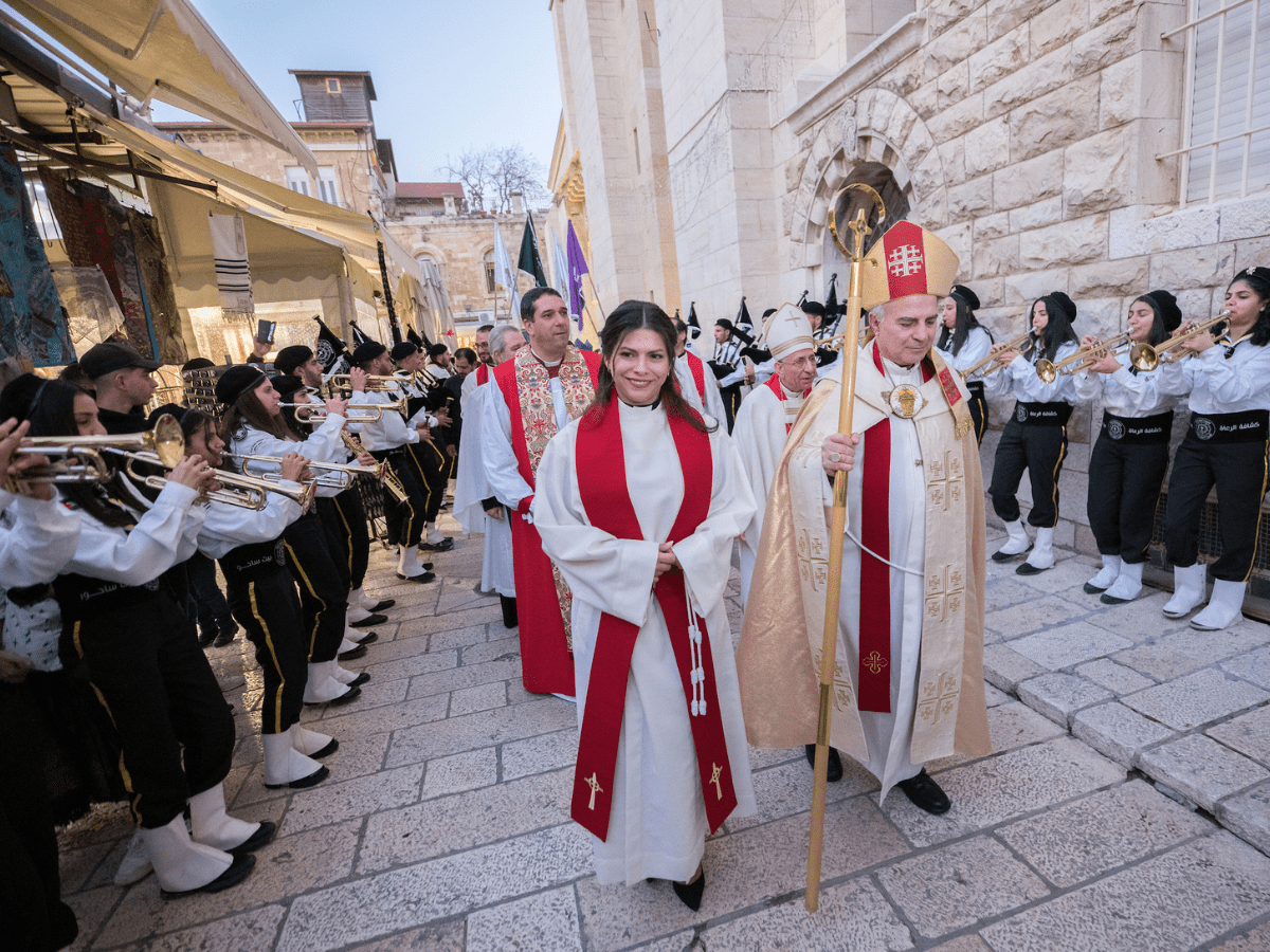 First Palestinian woman ordained as pastor in Jerusalem