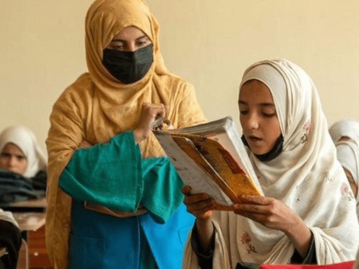 Reverse decrees limiting women's rights, UN urges Taliban