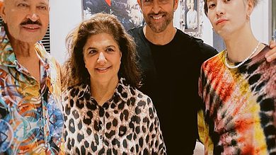 Hrithik Roshan hosts K-Pop star Jackson Wang at home