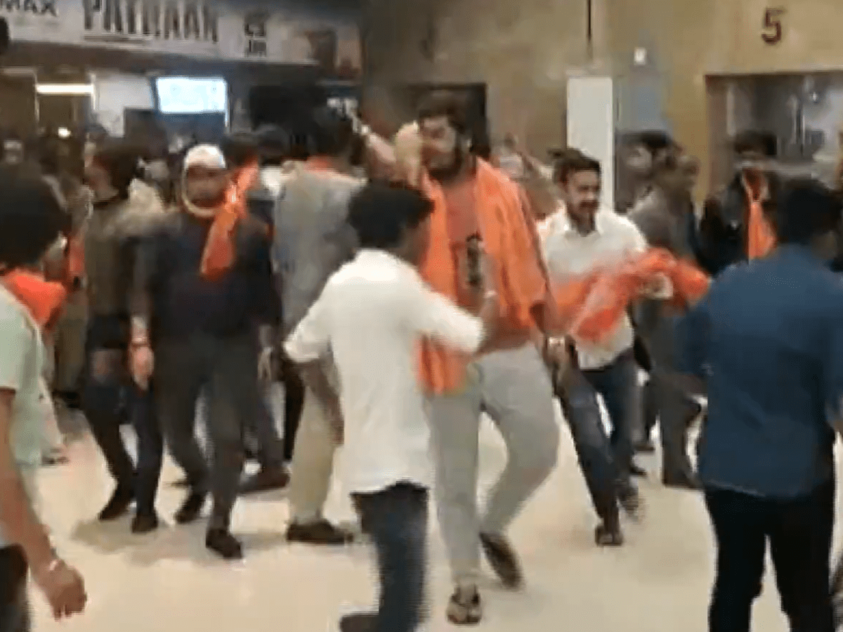 Video: VHP, Bajrang Dal activists tear posters of 'Pathaan' at Gujarat mall