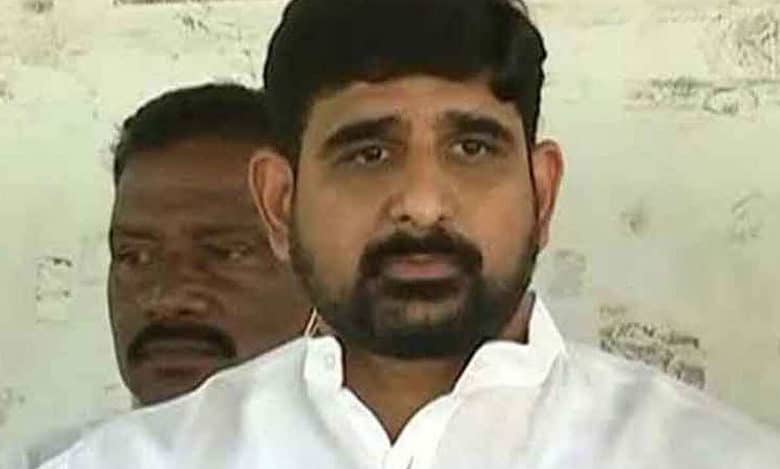 ‘Black days’ are coming: MLA Kaushik Reddy warns government officials