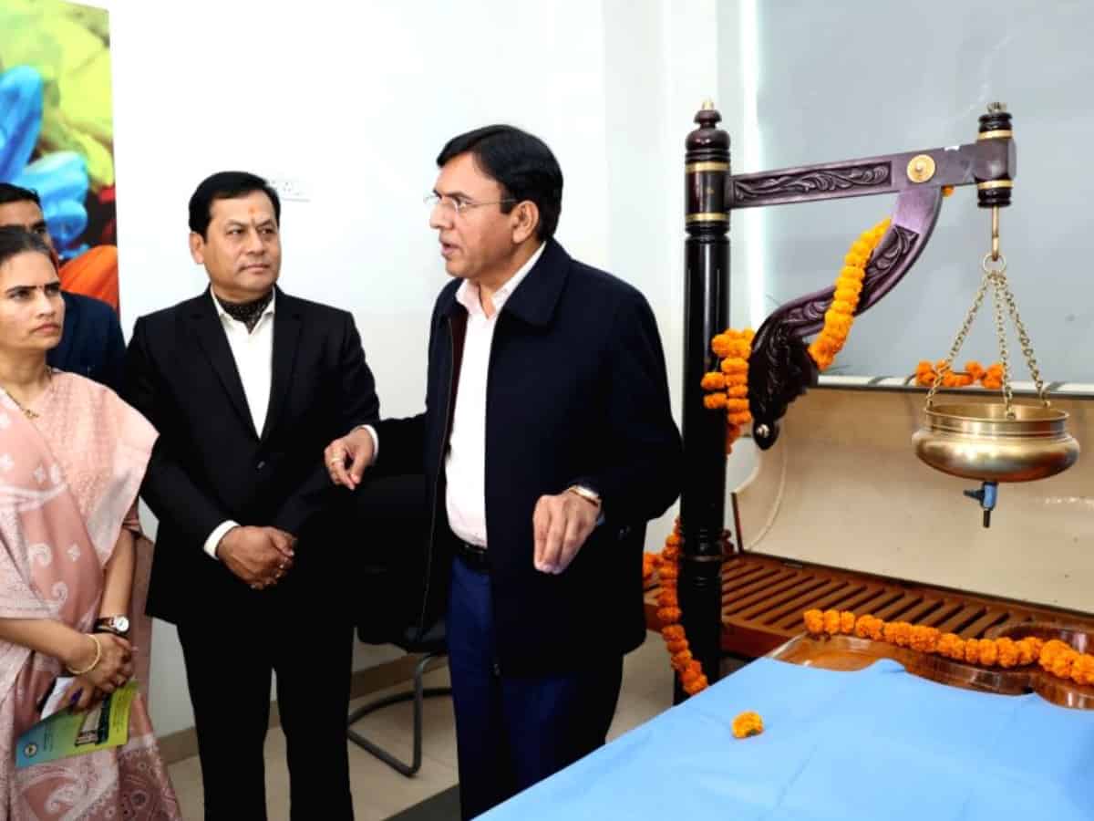 Integrative medicine centre of All India Institute of Ayurveda inagurated at Safdarjung hospital