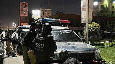 Pakistan: Terrorists attack police chief’s office in Karachi city