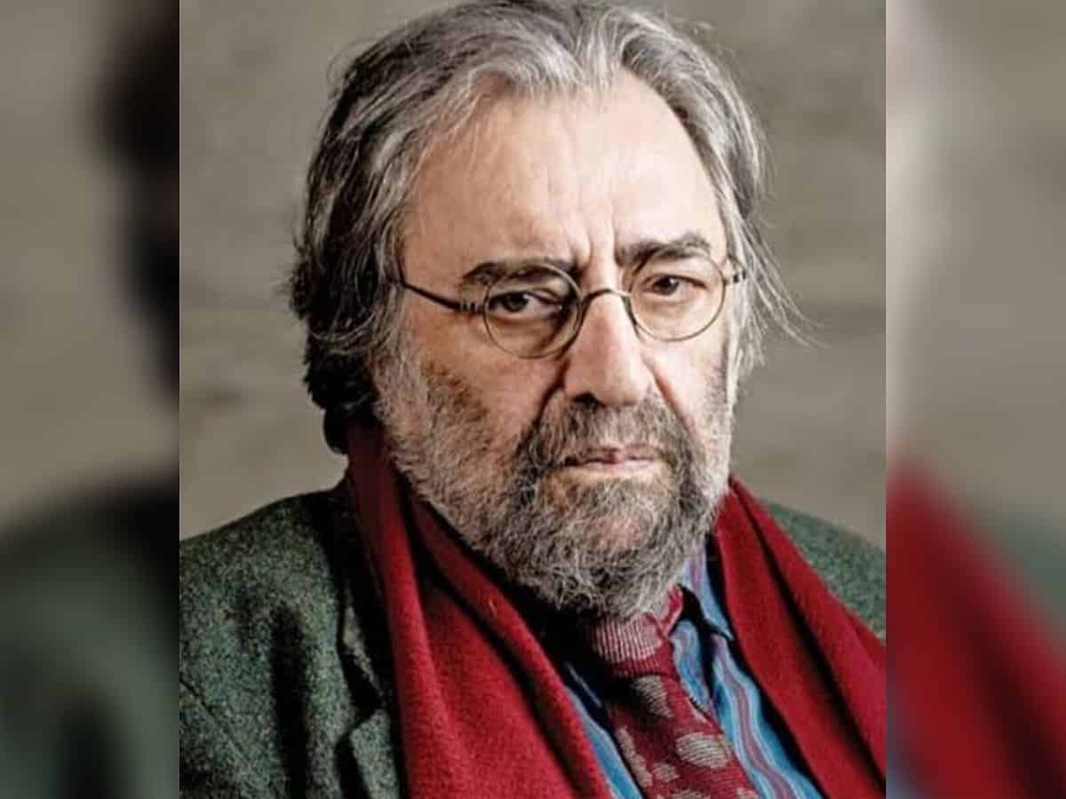 Renowned Iranian filmmaker banned from travel for supporting protests