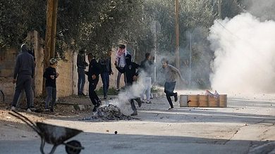 13 Palestinians injured during Israeli forces raid in West Bank