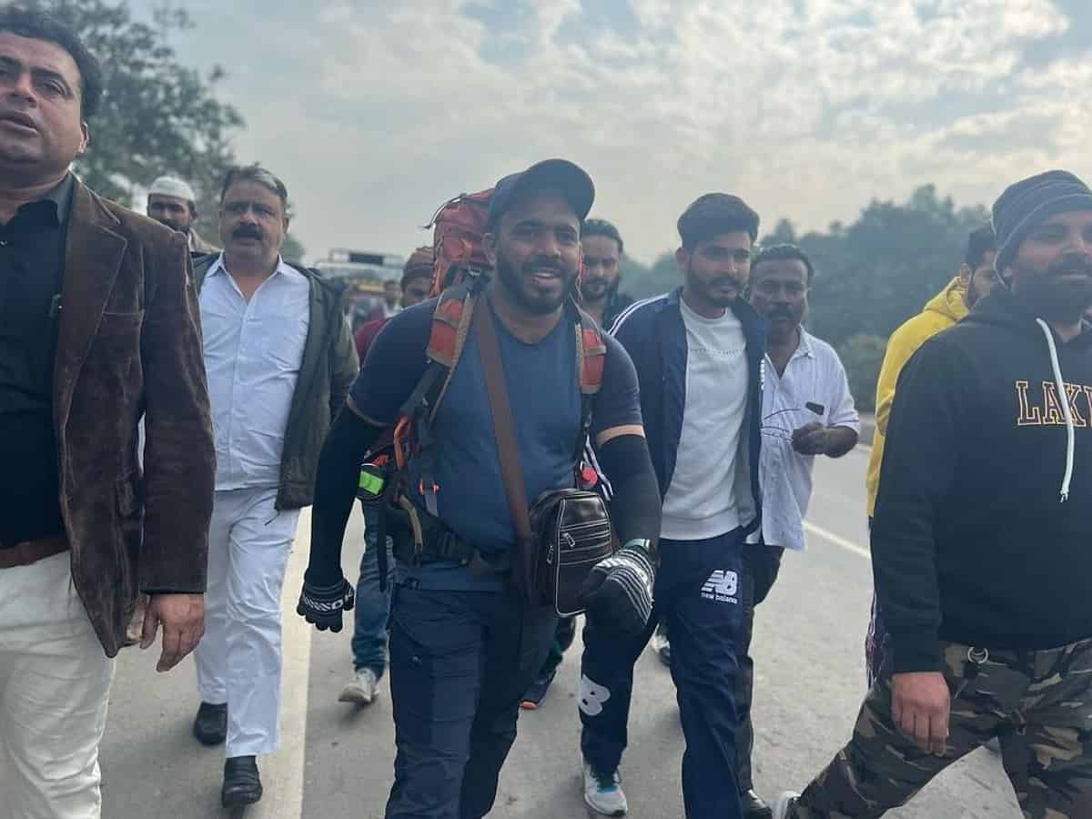 Shihab gets permission to pass through Pakistan for his walk to Haj