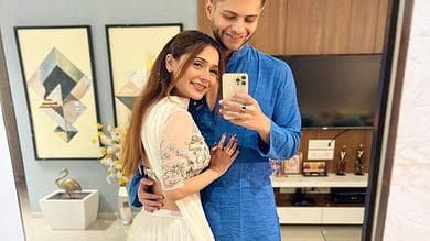 Sara Khan to tie knot with pilot boyfriend Shantanu Raje soon