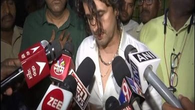 Police register case in scuffle during singer Sonu Nigam's concert in Mumbai's Chembur, say one booked